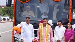 Rajasthan: राजस्थान रोडवेज को बड़ी सौगात, 12 सुपर लग्जरी समेत 172 नई बसों को सीएम ने दिखाई हरी झंडी