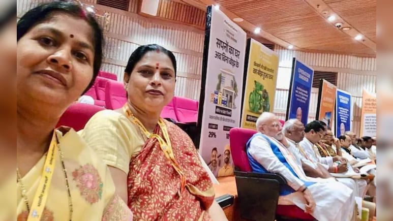 NDA सांसदों की वर्कशॉप में आखिरी कतार में बैठे PM मोदी, रवि किशन बोले- BJP में सब कार्यकर्ता