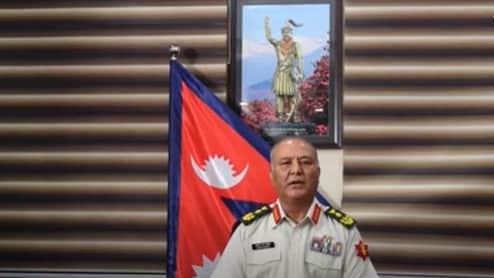 अगर रात 10 बजे के बाद... नेपाल में हिंसक हुए प्रदर्शन पर सेना प्रमुख की आखिरी चेतावनी
