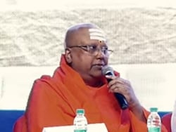 &#039;Godman&#039; Who Rarely Uses Mobile Phones. Who Is Delhi Baba Accused Of Molestation