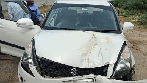 कार और बाइक में टक्‍कर, मह‍िला की मौत; बेटा और पत‍ि गंभीर घायल