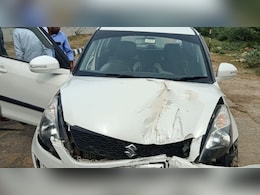 कार और बाइक में टक्कर, महिला की मौत; बेटा और पति गंभीर घायल कार और बाइक में टक्कर, महिला की मौत; बेटा और पति गंभीर घायल