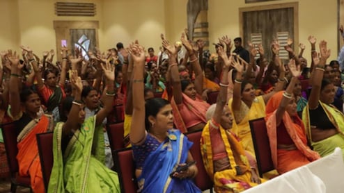 70 हजार बनाम 1.5 करोड़ महिलाएं: भूमिहीन महिलाओं को जमीन देने का कांग्रेस का वादा कितना कारगर?