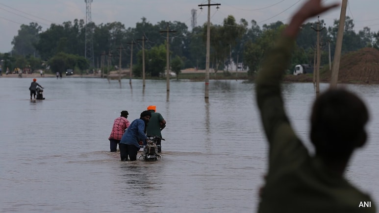 25 River Monitoring Stations Across India Record Severe Flood Conditions