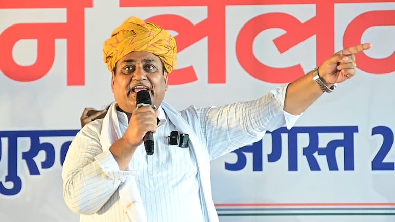 Rajasthan Politics: डोटासरा को आया गुस्सा, अधिकारियों पर भड़कते हुए बोले- कोई सुनने वाला नहीं है