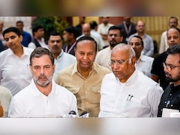 CWC Meeting: सदाकत आश्रम में कांग्रेस का शक्ति प्रदर्शन, खरगे-राहुल तय करेंगे 'मिशन बिहार' की रणनीति CWC Meeting: सदाकत आश्रम में कांग्रेस का शक्ति प्रदर्शन, खरगे-राहुल तय करेंगे 'मिशन बिहार' की रणनीति
