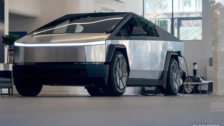 Opinion| Musk And Gates Were Both Wrong On The Future Of Trucks