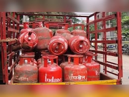 LPG Price Hike: महंगाई का झटका! बढ़ गए एलपीजी गैस सिलिंडर के दाम, जानिए अब कितनी हो गई कीमत LPG Price Hike: महंगाई का झटका! बढ़ गए एलपीजी गैस सिलिंडर के दाम, जानिए अब कितनी हो गई कीमत