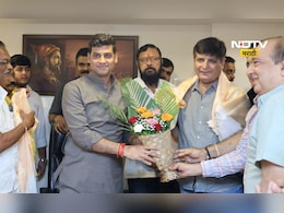 महायुतीत वाद पेटणार! कलानी गटाची शिवसेना शिंदे गटाबरोबर युती, भाजपवर गंभीर आरोप महायुतीत वाद पेटणार! कलानी गटाची शिवसेना शिंदे गटाबरोबर युती, भाजपवर गंभीर आरोप