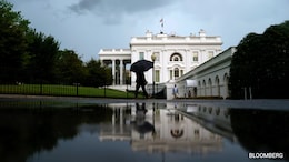 Trump Meets Democrats In Last Round Of Talks Before US Government Shutdown