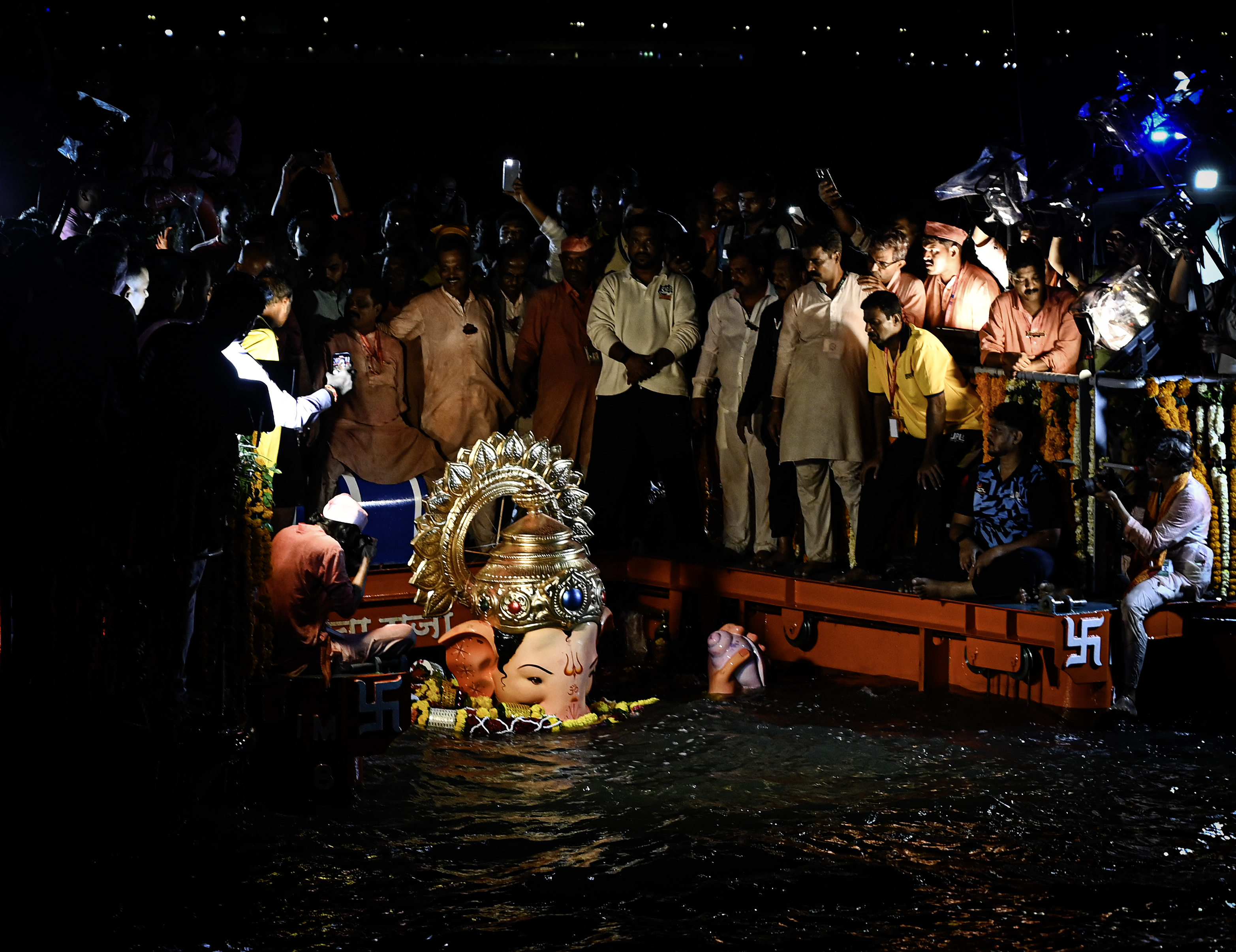 Why Lalbaugcha Raja Visarjan Was Delayed By 13 Hours, Traditions Broken