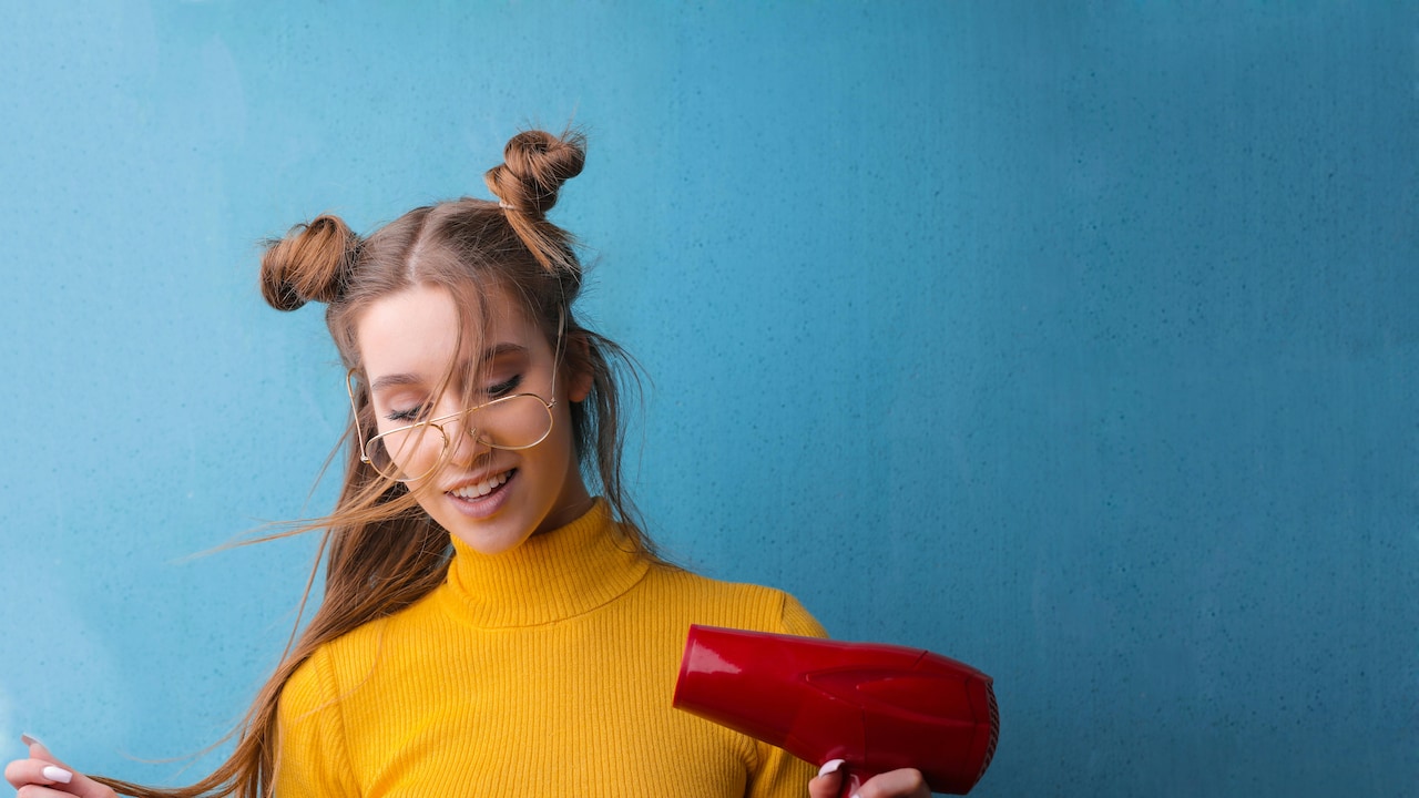 Which Hair Dryer Should You Buy: Ionic, Ceramic Or Tourmaline?