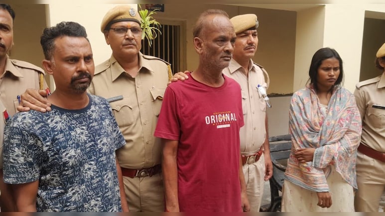 26 साल की युवती ने 60 साल के बुजुर्ग को दिखाया शादी का सपना, उसके बाद कर दिया खेल 26 साल की युवती ने 60 साल के बुजुर्ग को दिखाया शादी का सपना, उसके बाद कर दिया खेल