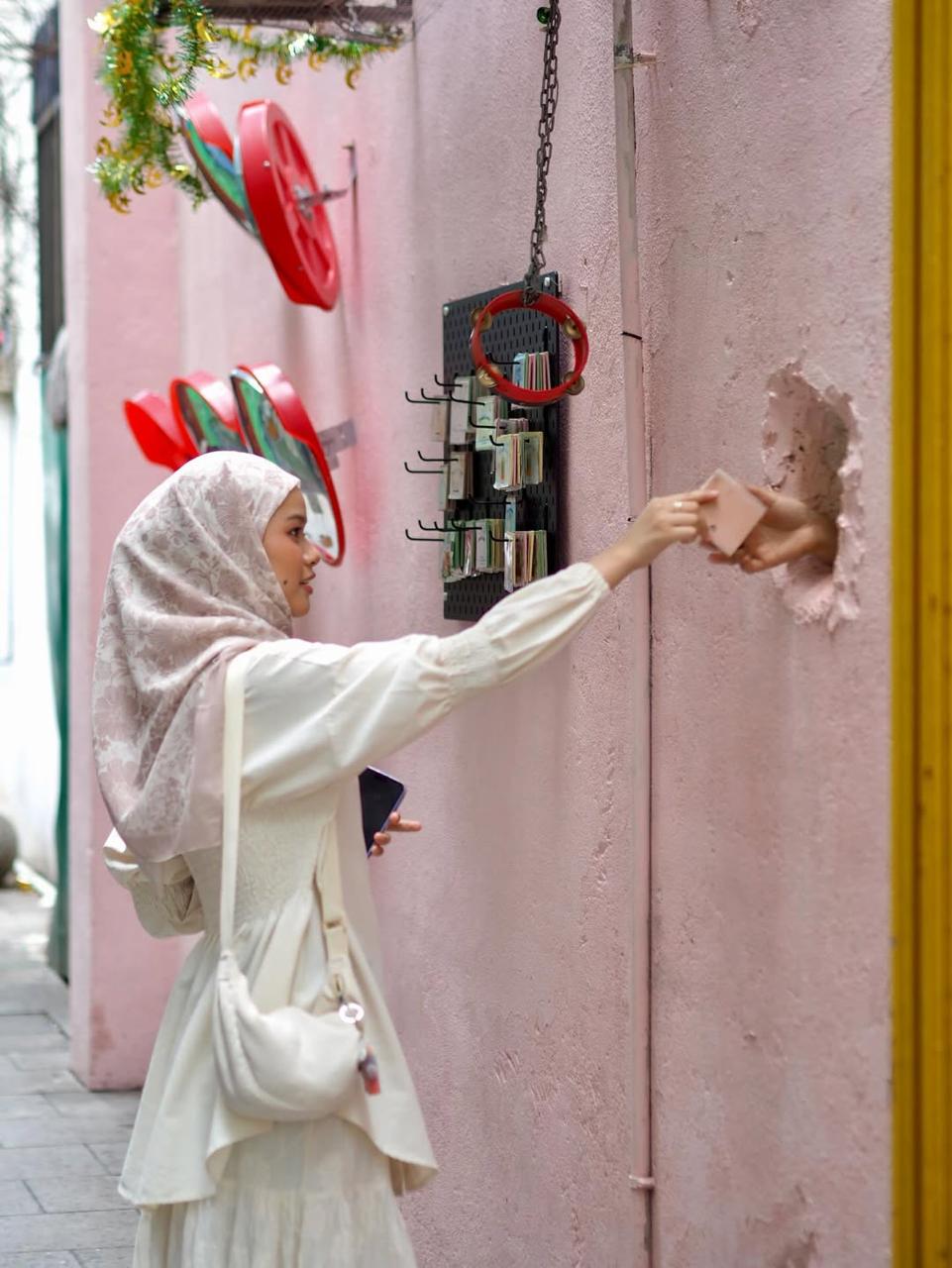 This Hole In The Wall Cafe In Kuala Lumpur Goes Viral - Here's What Else To Explore