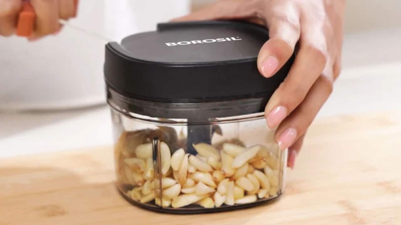 Chop Like A Pro: The Best Manual Choppers For Fast, Fuss-Free Preparation.