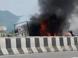 उदयपुर में हाईवे पर एक के बाद एक 3 हादसे, राहत कार्य में जुटे थे पुलिसकर्मी, तभी कंटेनर ने भी मार दी टक्कर