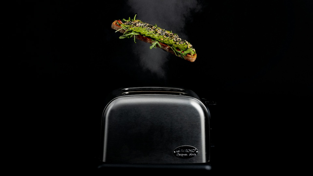 Cook each bread slice to perfect with these affordable pop-up toasters
