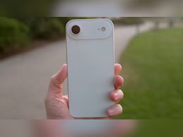 Apple लेकर आया अब तक का सबसे स्लिम iPhone Air, प्रीमियम डिजाइन और पावरफुल परफॉर्मेंस... सिर्फ इतनी है कीमत Apple लेकर आया अब तक का सबसे स्लिम iPhone Air, प्रीमियम डिजाइन और पावरफुल परफॉर्मेंस... सिर्फ इतनी है कीमत