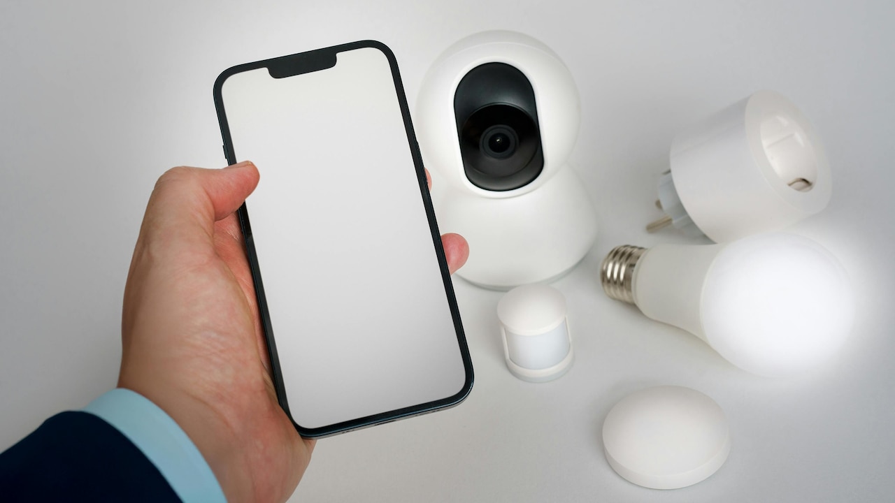 Why Motion Sensor Lighting Is The Smartest Upgrade For Your Home