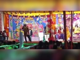 पेपर चोरपुर का राजा... रामलीला के मंच से जब उठा पेपर लीक का मामला, देखिए फिर क्या हुआ पेपर चोरपुर का राजा... रामलीला के मंच से जब उठा पेपर लीक का मामला, देखिए फिर क्या हुआ
