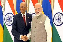 PM Modi Meets Mauritius PM Dr Navinchandra Ramgoolam In Varanasi PM Modi Meets Mauritius PM Dr Navinchandra Ramgoolam In Varanasi