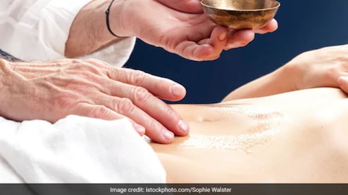 नाभि पर कौन सा तेल, किस को लगाना चाहिए? क्या-क्या मिलते हैं फायदे, योग गुरु ने बताया