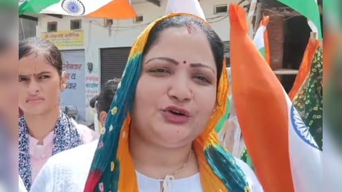 खैरथल तिजारा जिले का नाम भर्तृहरि नगर रखने के विरोध में 22 दिन से जारी धरना, महिलाओं ने निकाली रैली 