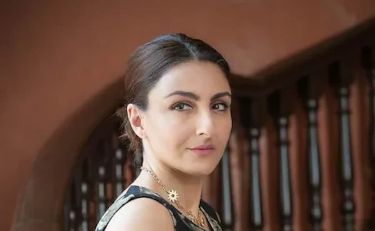 Pads, Painkillers, Chocolates: What Is In Soha Ali Khan's Period Survival Kit