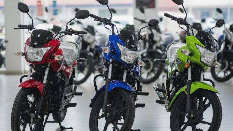 Bike Rates After GST Cut: स्प्लेंडर, होंडा शाईन, बजाजची प्लॅटिना; कोणती बाईक अधिक स्वस्त होणार? Bike Rates After GST Cut: स्प्लेंडर, होंडा शाईन, बजाजची प्लॅटिना; कोणती बाईक अधिक स्वस्त होणार?