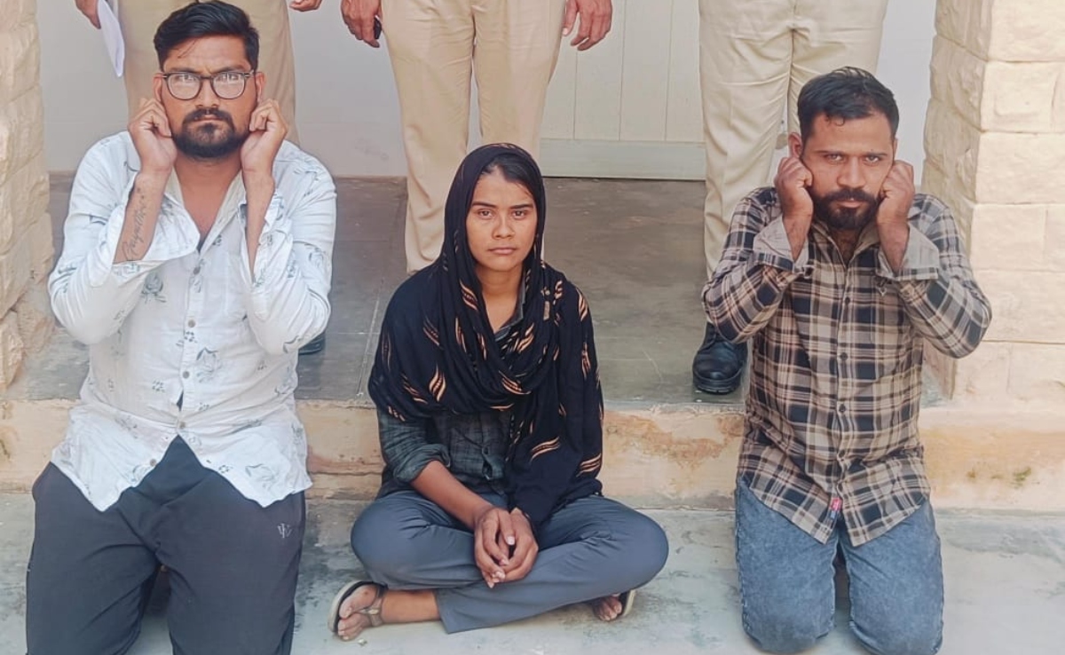 अश्लील वीडियो बनाकर वसूली करने वाला गिरोह पर पुलिस ने कसा शिकंजा, लड़की समेत तीन गिरफ्तार