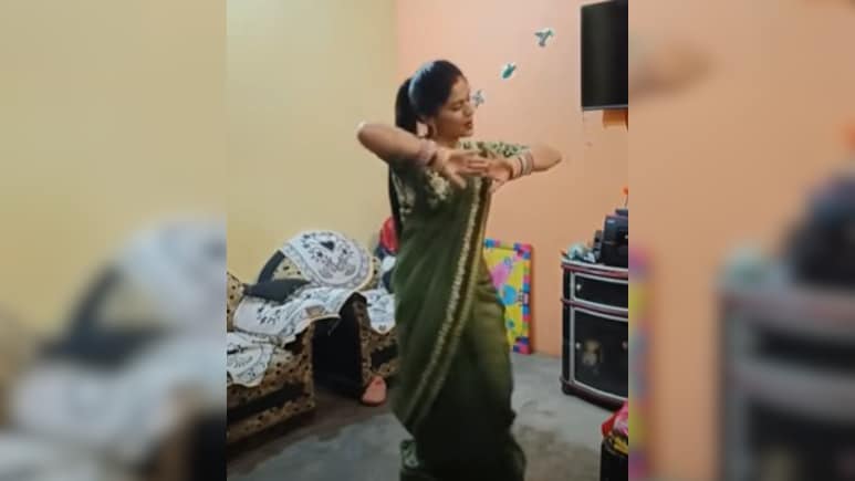 अजय देवगन के 'कयामत कयामत' गाने पर महिला ने किया ऐसा डांस, वीडियो पर क्लिक करेंगे बार-बार