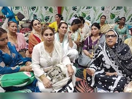 किन्नरों का दिल देखिए,  देशभर से जुटे और बाढ़ राहत के लिए जुटा लिए 25 लाख किन्नरों का दिल देखिए,  देशभर से जुटे और बाढ़ राहत के लिए जुटा लिए 25 लाख