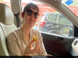 French Woman Living In India Shares Experience Of Eating With Hands: "Felt Awkward, Almost Rebellious" French Woman Living In India Shares Experience Of Eating With Hands: "Felt Awkward, Almost Rebellious"