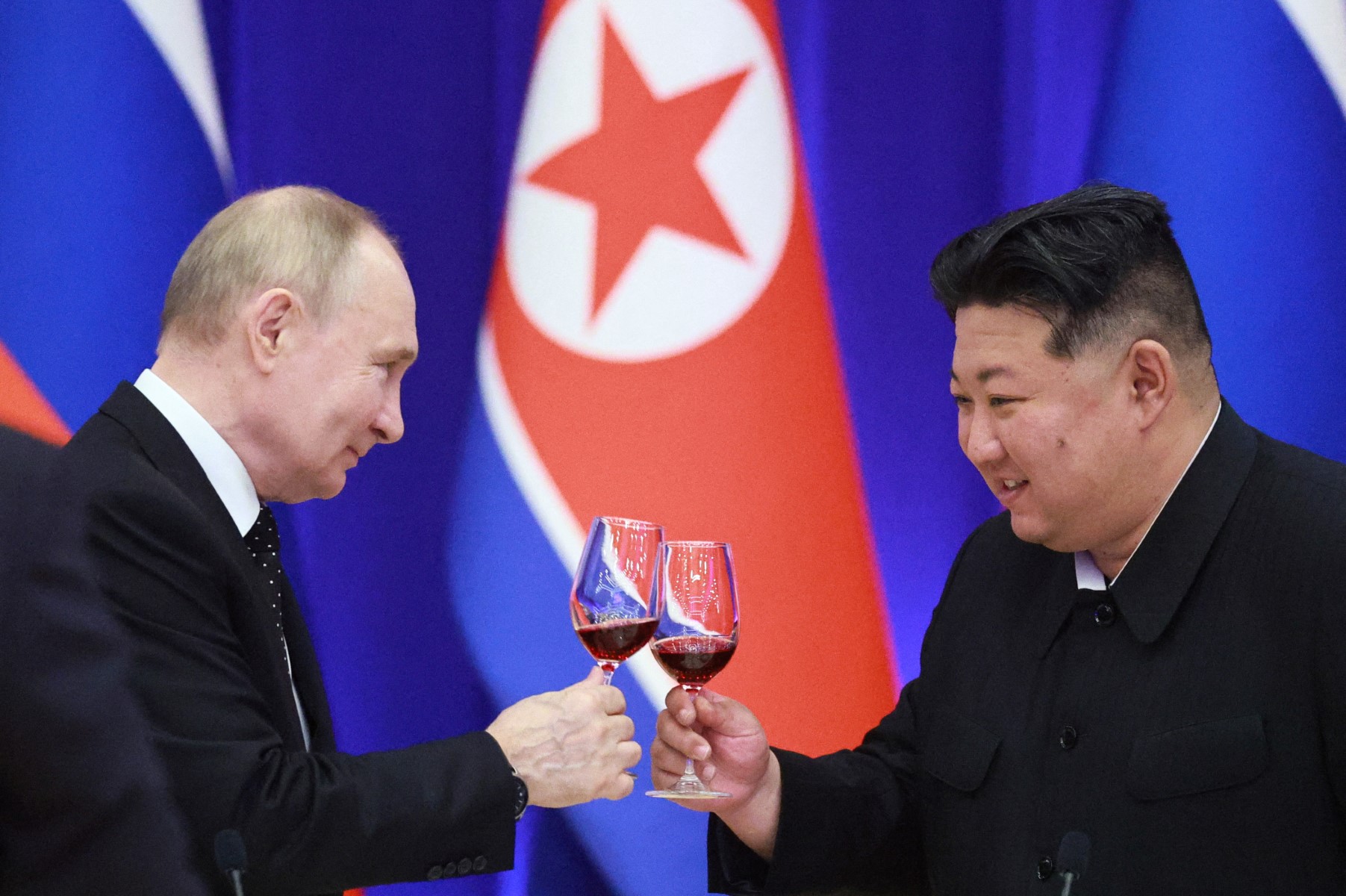 Video: Kim Jong Un's Staff Cleans DNA Traces After His Meeting With Putin