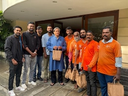 Swiggy Sends The "Finest Idlis" To Shashi Tharoor After His Foodie Post Goes Viral Swiggy Sends The "Finest Idlis" To Shashi Tharoor After His Foodie Post Goes Viral