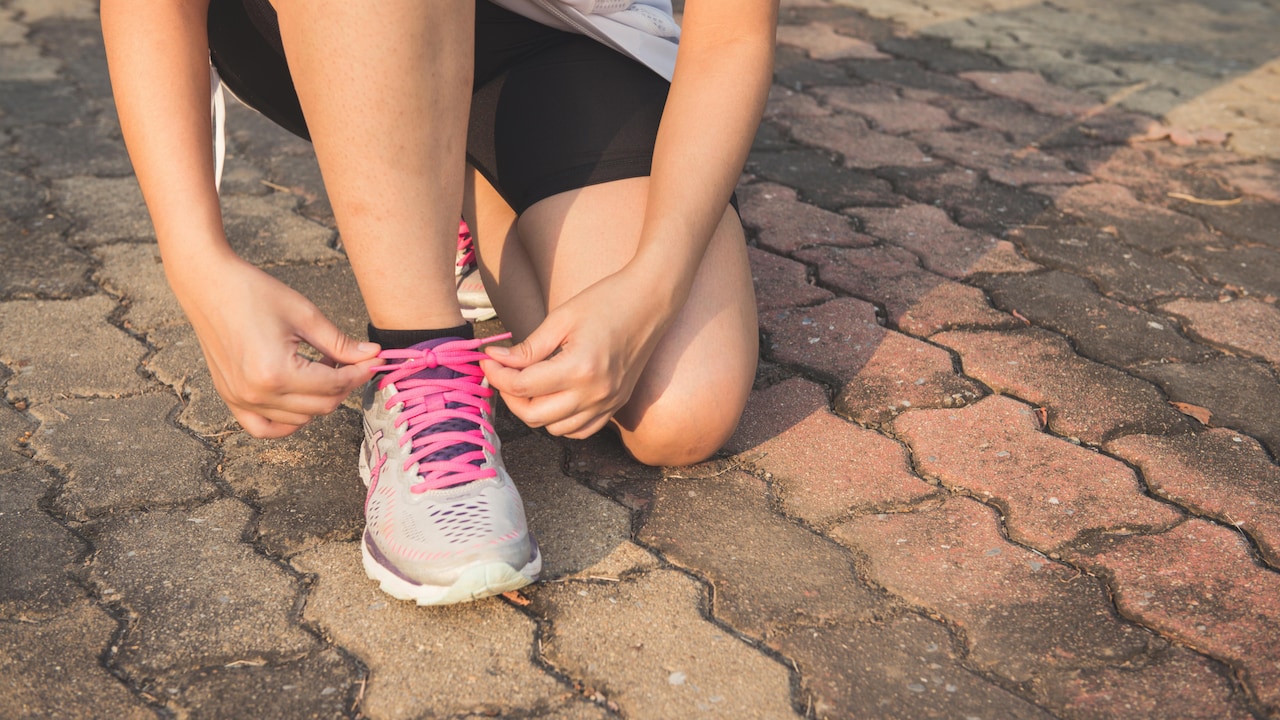 Shop comfy and stylish running shoes on discounted prices with Flipkart