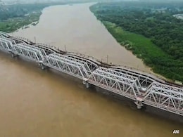 Flood Alert In Delhi After 29,000 Cusecs Of Water Released From Hathnikund Barrage Flood Alert In Delhi After 29,000 Cusecs Of Water Released From Hathnikund Barrage