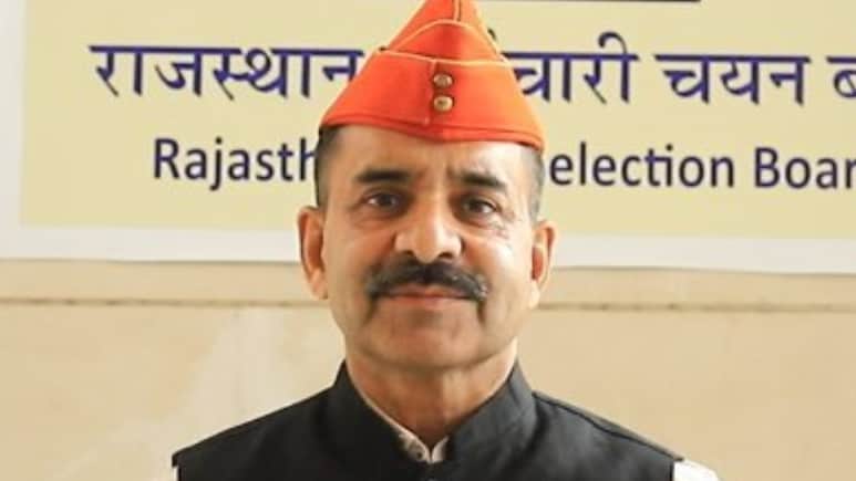 6 साल से कर रहा था तैयारी, 13 परीक्षाओं में रहा असफल; फिर एक साथ 3 नौकरियों में चयन, आलोक राज ने की तारीफ