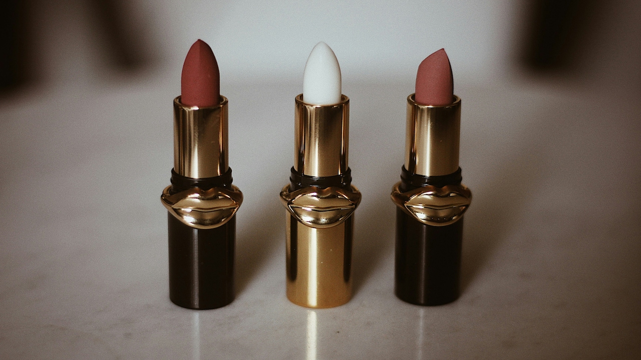 What makes these 5 lipstick shades special in the Myntra  Big Fashion Festival