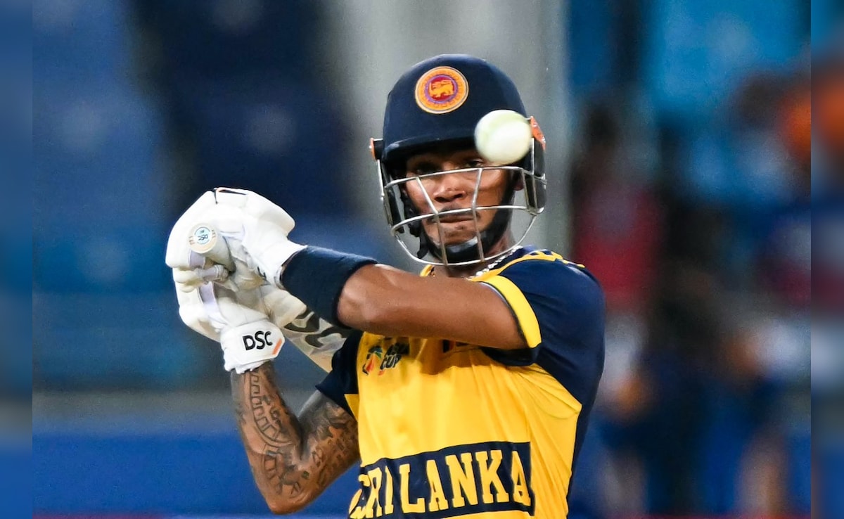 Australia vs Sri Lanka Match Live Score: ऑस्ट्रेलिया वर्ल्ड कप से बाहर होने की कगार पर, श्रीलंका को 58 में चाहिए 87