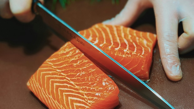 6 Reasons Farmed Salmon Is Taking Over Menus Around The World