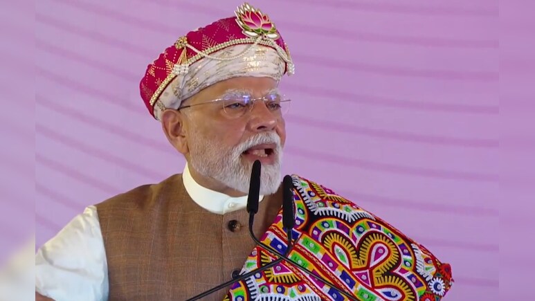 ये नया भारत है, घर में घुसकर मारता है... 75वें जन्मदिन पर धार पहुंचे PM मोदी ने सेना के शौर्य को सराहा
