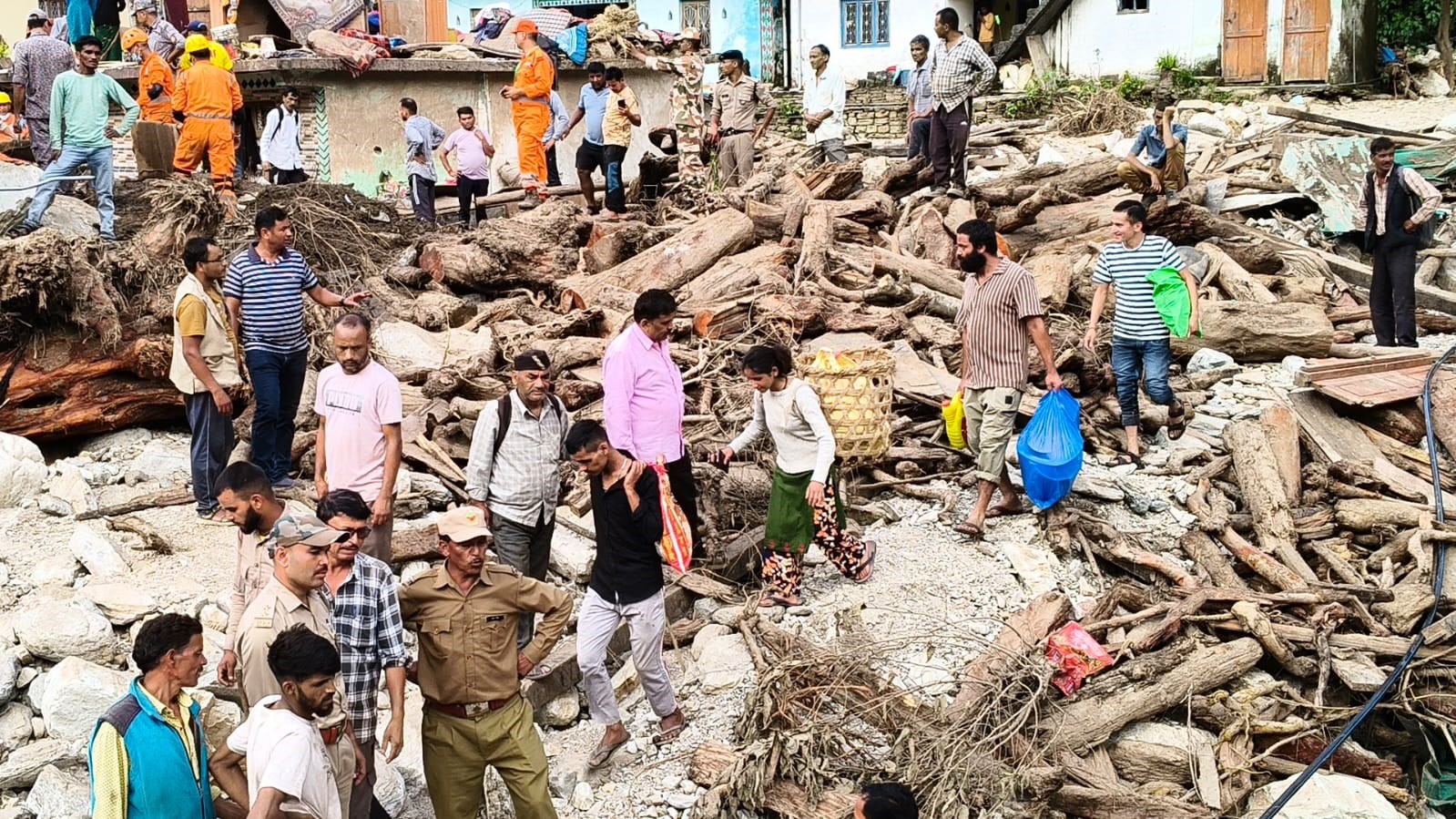 बादल फटने के बाद कैसी आपदा आती है, उत्तराखंड के नंदा नगर की घटना से समझिए