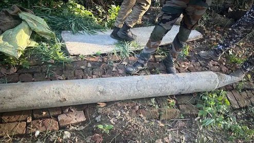 डल झील में मिली ऑपरेशन सिंदूर के वक्त पाक से दागी गई मिसाइल, खतरा टाला गया