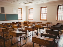 School Holiday: राज्यात मुसळधार पावसाचा इशारा!  या 3 जिल्ह्यांतील शाळांना आज सुट्टी जाहीर School Holiday: राज्यात मुसळधार पावसाचा इशारा!  या 3 जिल्ह्यांतील शाळांना आज सुट्टी जाहीर