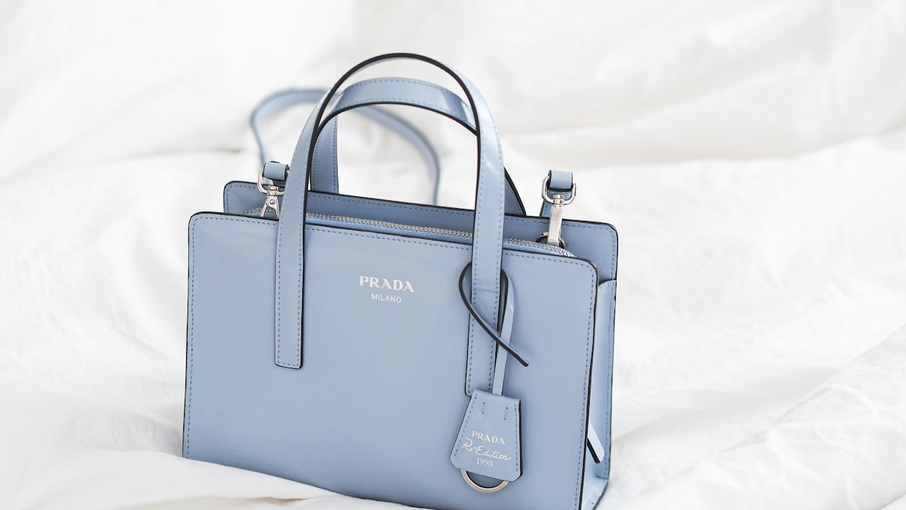 Pick your handbags for office and outings