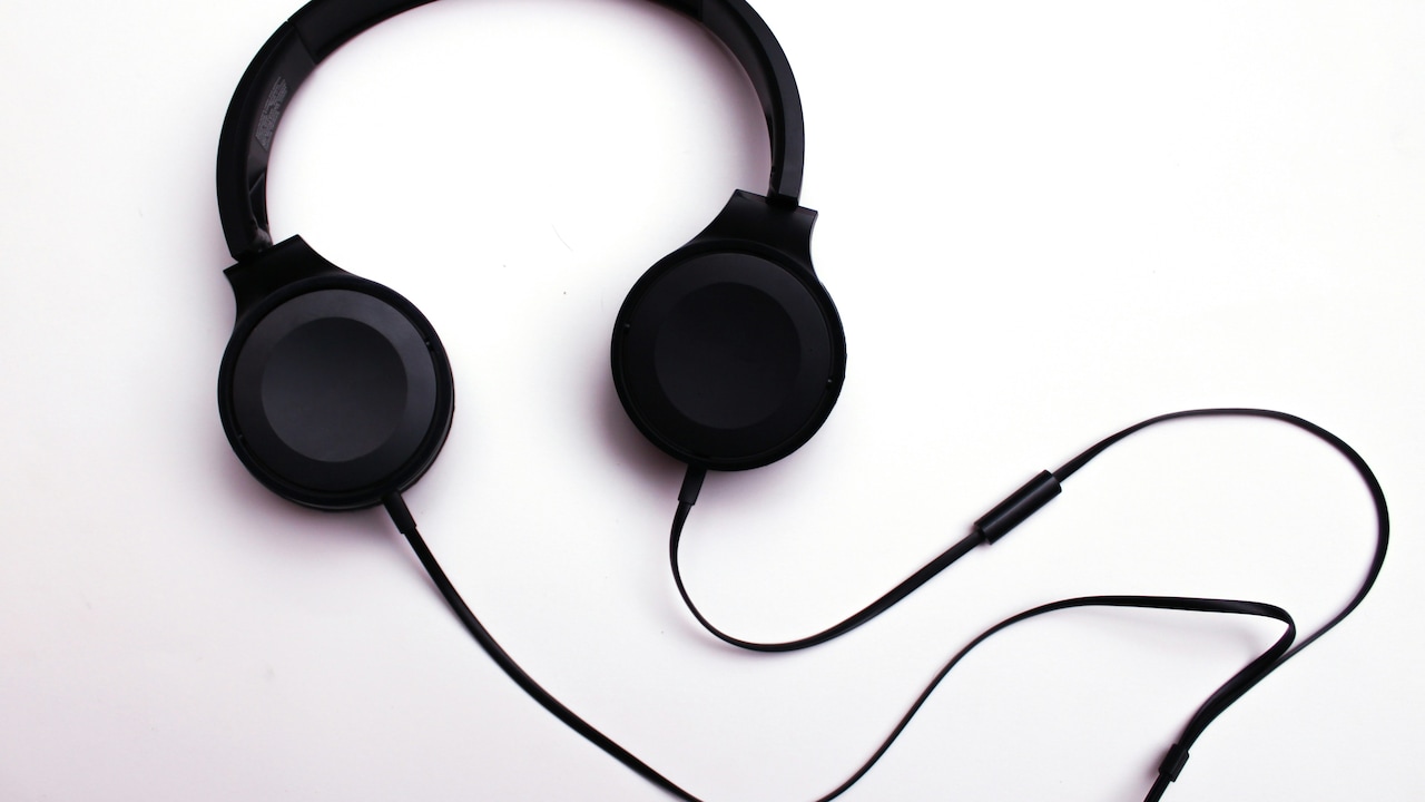 Top boAt Headphone Bestsellers At Amazon Great Indian Festival