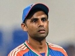 WHAT A THROW! सूर्यकुमार यादव ने एक हाथ से उठाई गेंद और बिजली की रफ्तार से बिखेर दी स्टंप की गिल्ली, VIDEO WHAT A THROW! सूर्यकुमार यादव ने एक हाथ से उठाई गेंद और बिजली की रफ्तार से बिखेर दी स्टंप की गिल्ली, VIDEO