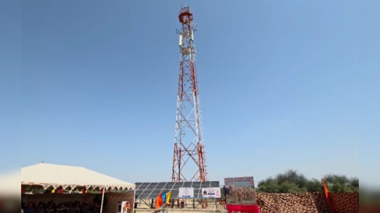 भारत-पाक सीमा पर पहली बार मोबाइल नेटवर्क, पीएम मोदी ने किया BSNL टावर का लोकार्पण भारत-पाक सीमा पर पहली बार मोबाइल नेटवर्क, पीएम मोदी ने किया BSNL टावर का लोकार्पण