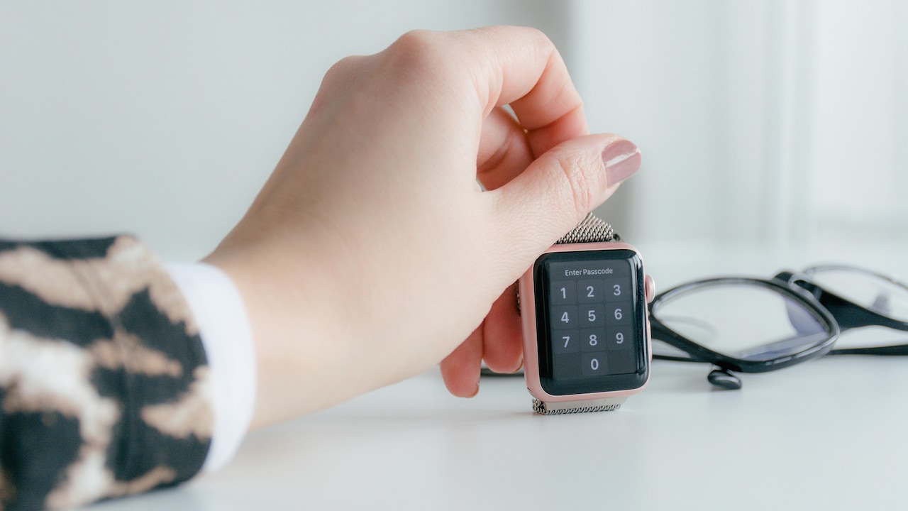 Best Smartwatches Under ₹5,000: Amazon Great Indian Festival Sale 2025